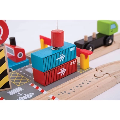 Bigjigs Rail Container Shipping Yard Wooden Railway Train Set Accessory - Image 2