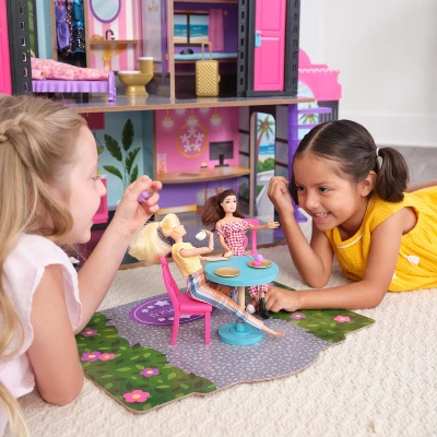 KidKraft 2-in-1 Wooden Hotel & Waterslide Dollhouse - Image 5