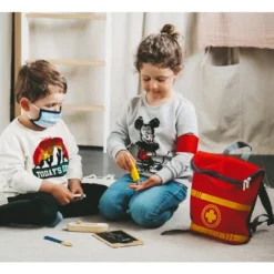 Small Foot Wooden Emergency Response Kit