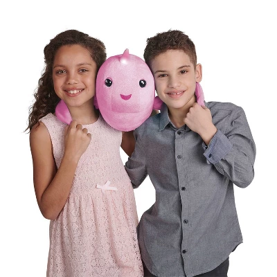 Fingerlings HUGS - Rachel (Pink Glitter) - Interactive Plush Narwhal - By WowWee - Image 4