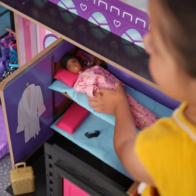 KidKraft 2-in-1 Wooden Hotel & Waterslide Dollhouse - Image 10