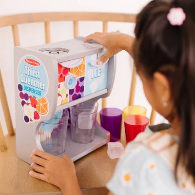Melissa & Doug Thirst Quencher Dispenser - Image 4