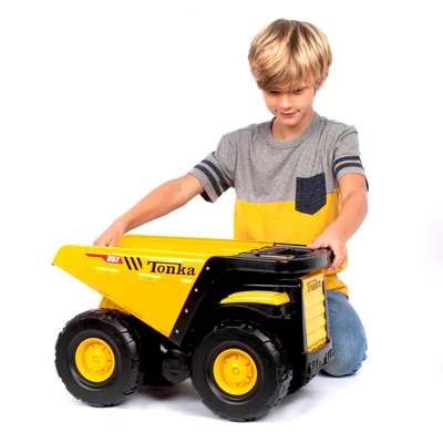Tonka Steel Classics – Toughest Mighty Dump Truck - Image 2