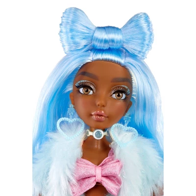 Mermaze Mermaidz Color Change Shellnelle Mermaid Fashion Doll With Accessories - Image 3